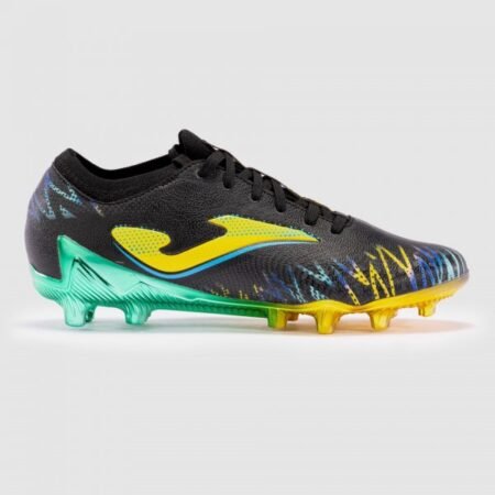 STRIKER 2401 BLACK FIRM GROUND